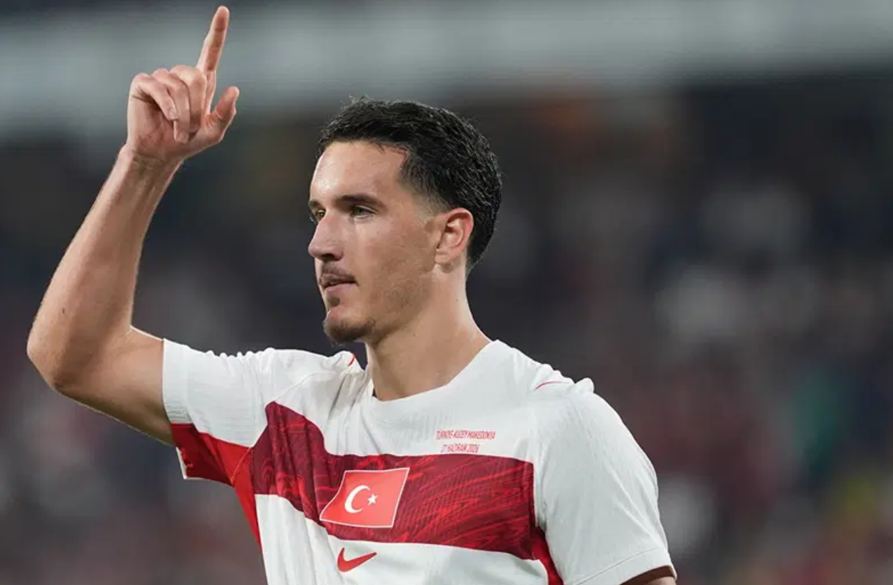 Deniz Gül, Galatasaray için İstanbul’a geldi! İlk açıklamasını yaptı